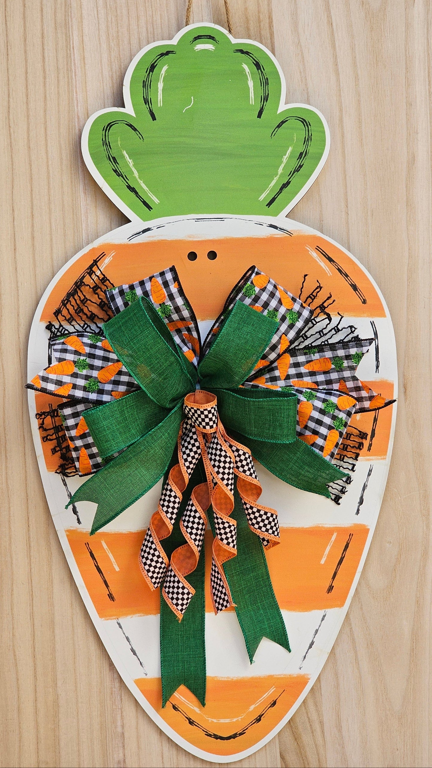 1 Carrot with Bow Door Hanger